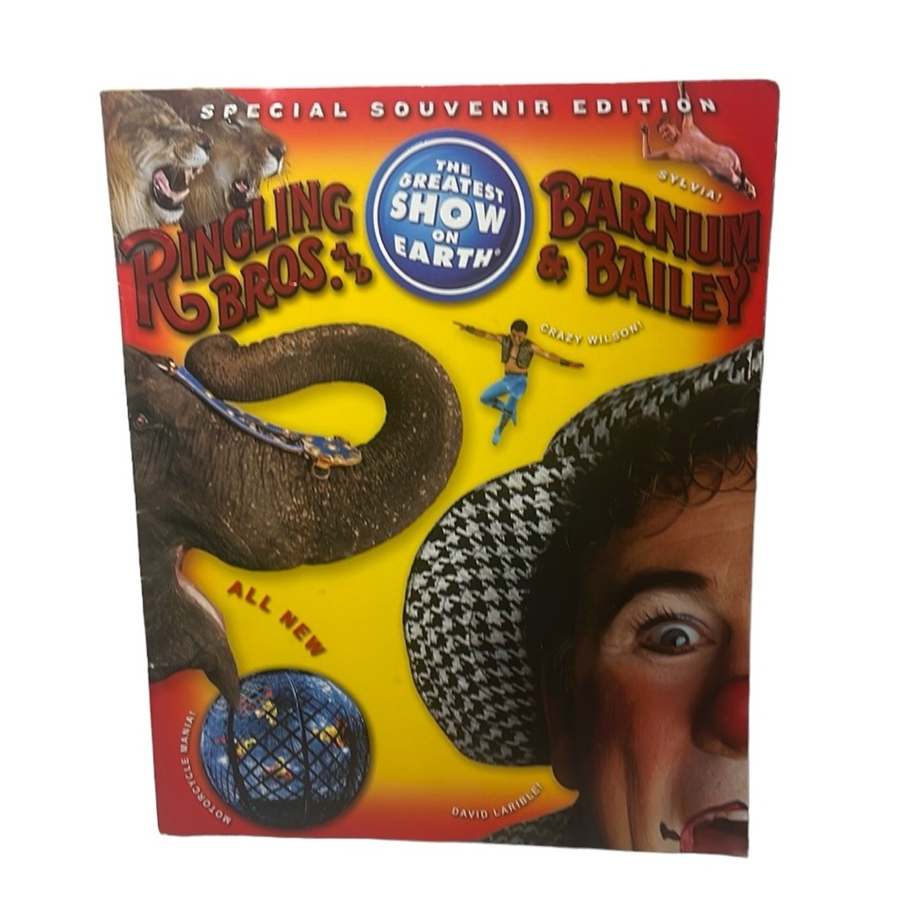 Ringling Bros Barnum & Bailey vintage Special Souvenir Edition book 2004